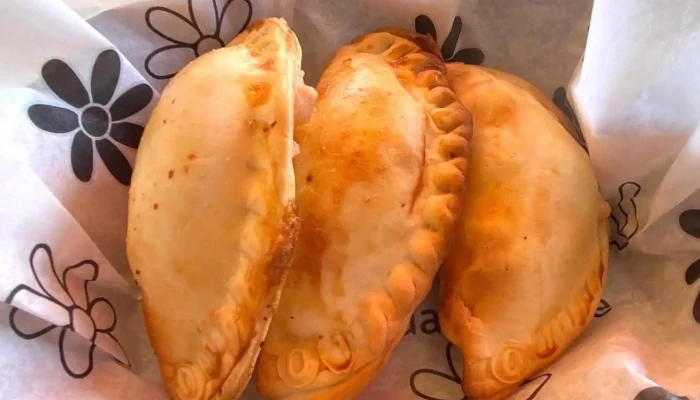 Margaritas Empanadas -  Comida Y Bebida - La Floresta