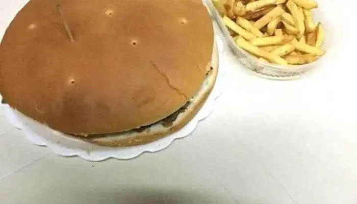 Mc Romo Lucas -  Comida Y Bebida - José Pedro Varela