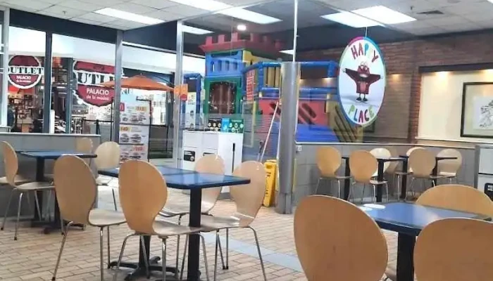 Mcdonalds Ambiente - Ciudad de la Costa
