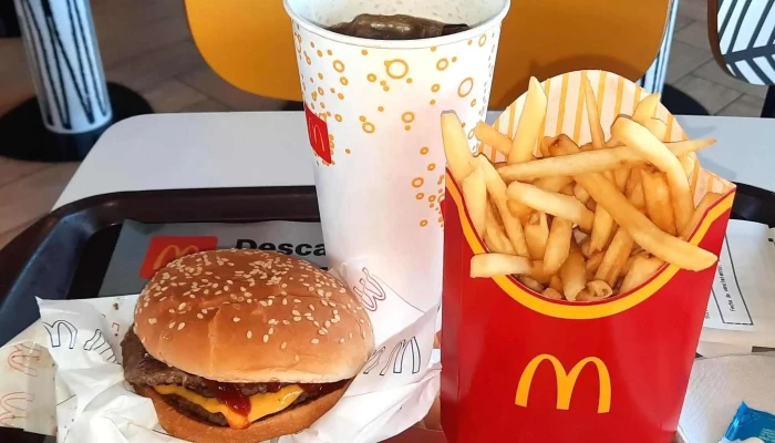 Mcdonalds Comidas Y Bebidas - Montevideo