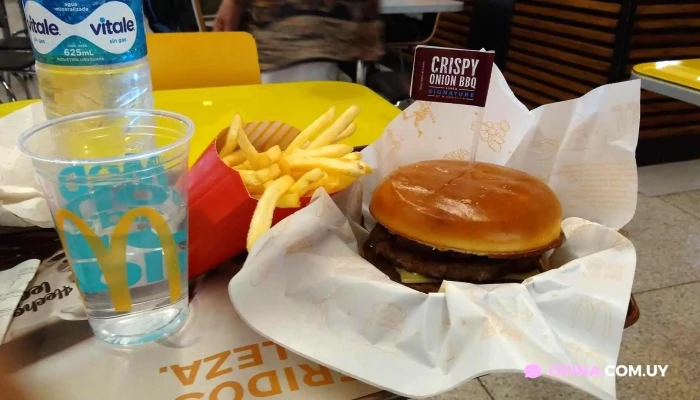 Mcdonalds Hamburguesa - Ciudad de la Costa