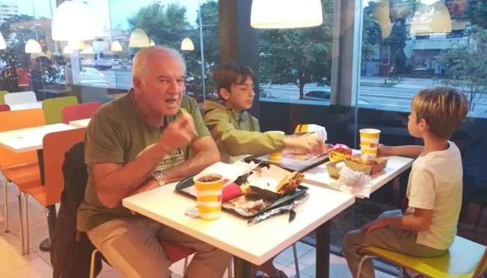 Mcdonalds Mas Recientes - Montevideo