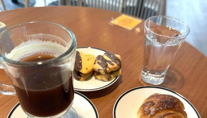 Medialunas Calentitas -  Comentario 9 - Canelones