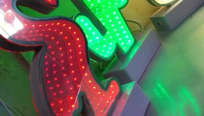 Menon   Antel Comunitario Arte - Constitución