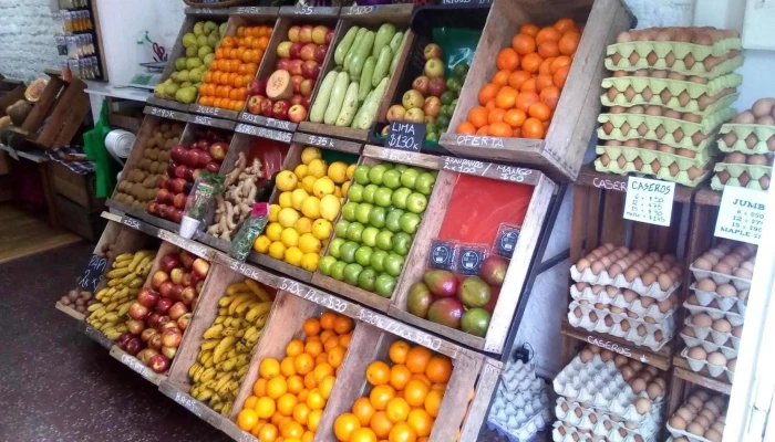 Mercadito Las 3b - 11200 Montevideo