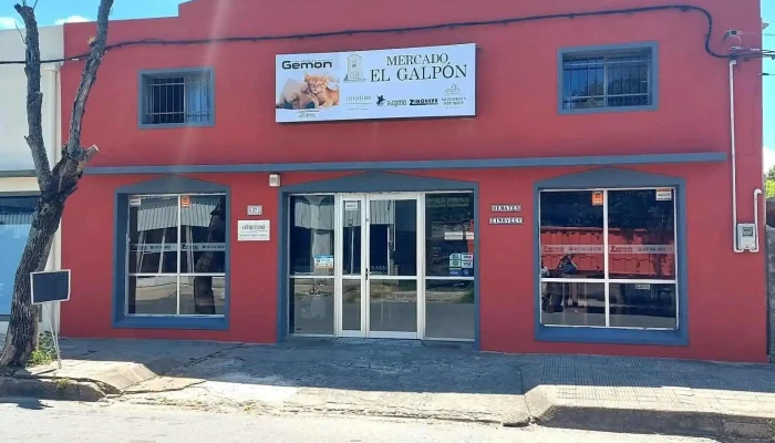 Mercado el Galpon - 65100 Young