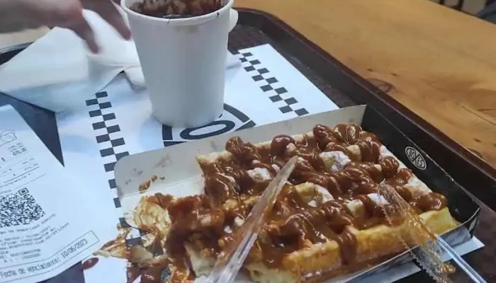 Mercado Ferrando -  Waffle - Montevideo