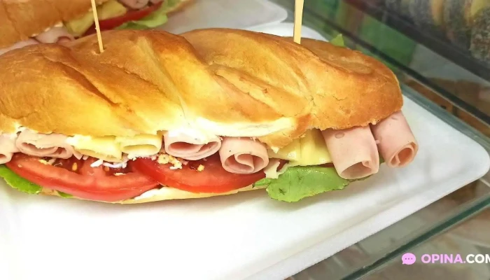 Mg Reposteria En General Comidas Y Bebidas - Treinta y Tres