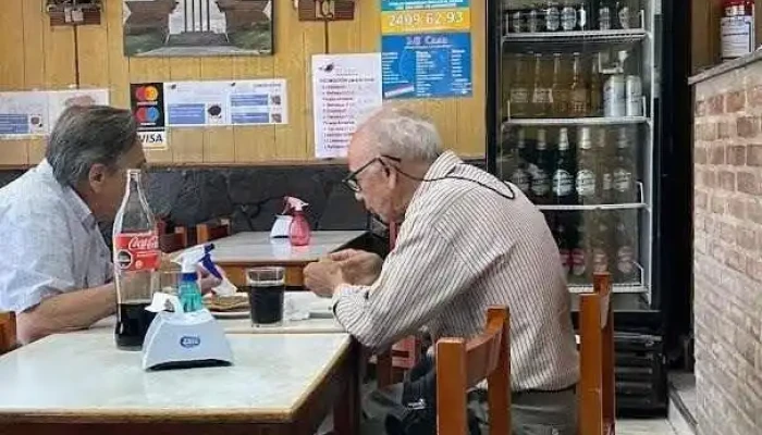 Mi Casa -  Comidas Armenias Ambiente - La Comercial