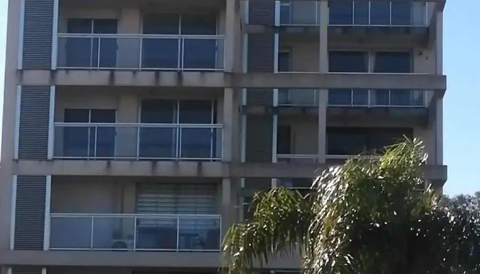 Microcomp Uruguay - Reparol S.a - 11400 Montevideo