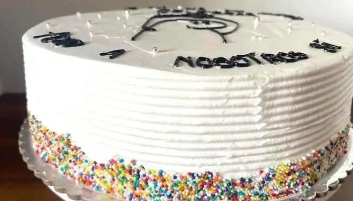 Migas De Lo Dulce -  Pastel De Cumpleanos - Barros Blancos