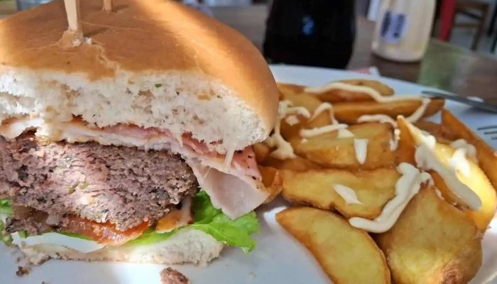 Moli Burger Mas Recientes - Aiguá