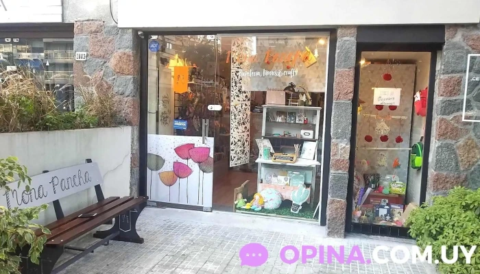 Mona Pancha -  Catalogo - Montevideo