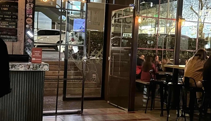 Montevideo Beer Company Mbc Comentario 2 - Montevideo