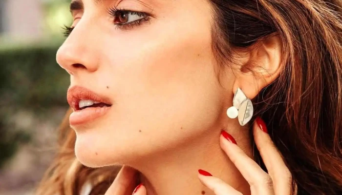 Mora Disegno -  Donde - Montevideo