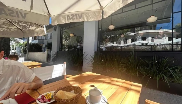 Morelia -  Comida Y Bebida - Montevideo