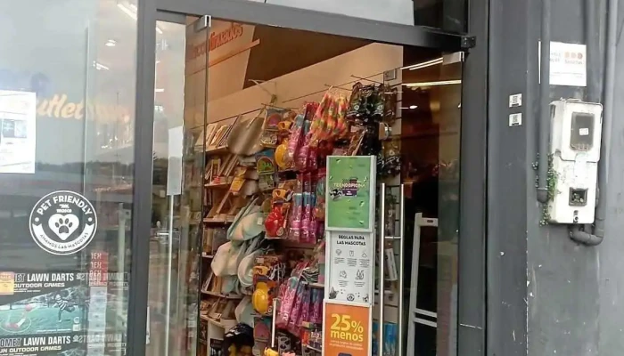 Mosca Outlet -  Videos - Montevideo