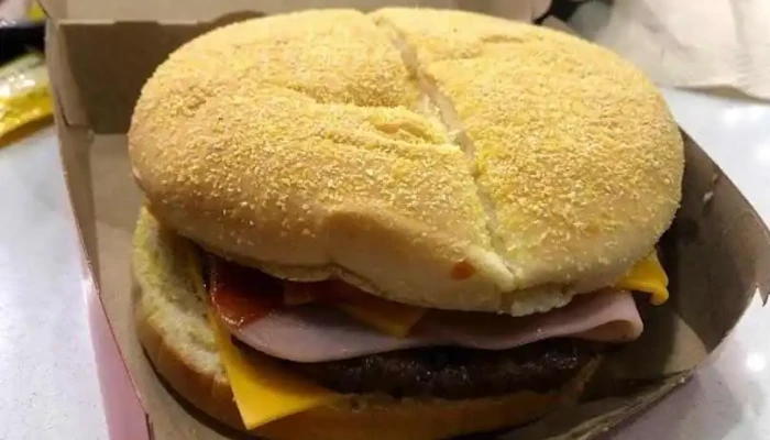 Mostaza -  Hamburguesa - Montevideo