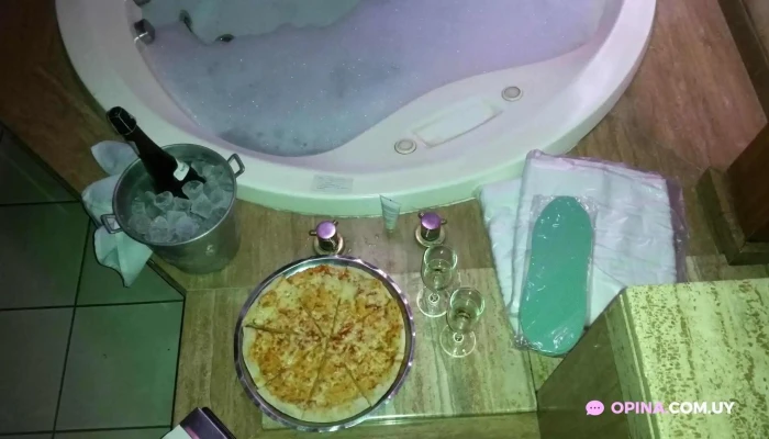 Motel El Jardin Comida Y Bebida - La Paz