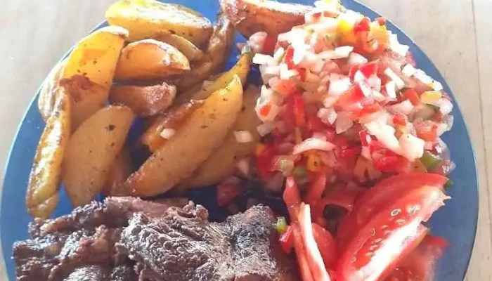 Muito Mais Comidas Del Propietario - Chui