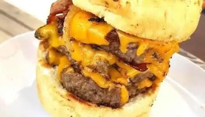 Na Chapa Burguer -  Comida Y Bebida - Chui