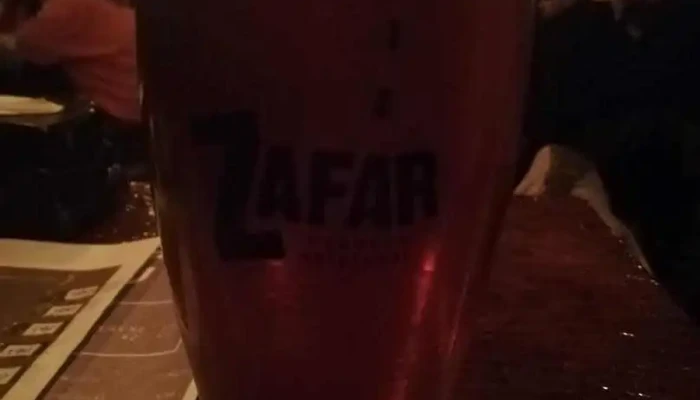 Nairobi -  Comida Y Bebida - Libertad