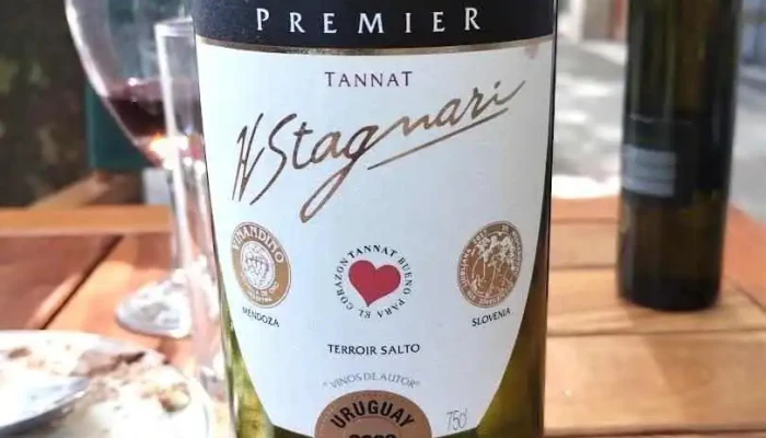 Napo Pizza Napoletana -  Vino - Col. del Sacramento