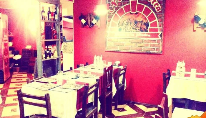 Nella Pietra -  Pizza A La Piedra Chuy Ambiente - Chuy