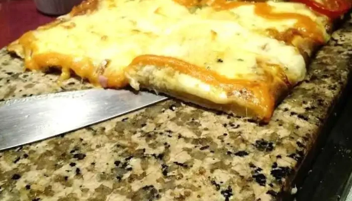 Nella Pietra -  Pizza A La Piedra Chuy Pizza - Chuy