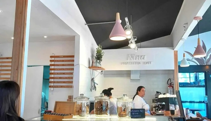 Nina Pasteleria Cafe Arocena Ambiente - Montevideo
