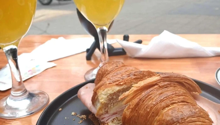 Noi Caffe Comentario 1 - Montevideo