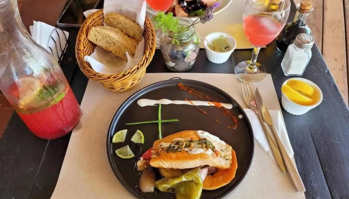 Nomade Parador Comida Y Bebida - Ciudad de la Costa