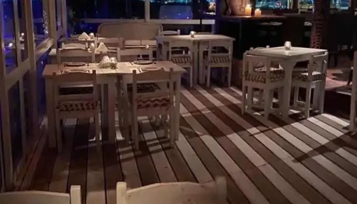 Nomade Parador Del Propietario - Ciudad de la Costa