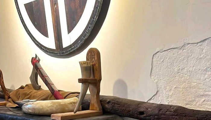 Nudo Escudo -  Comentario 5 - Montevideo