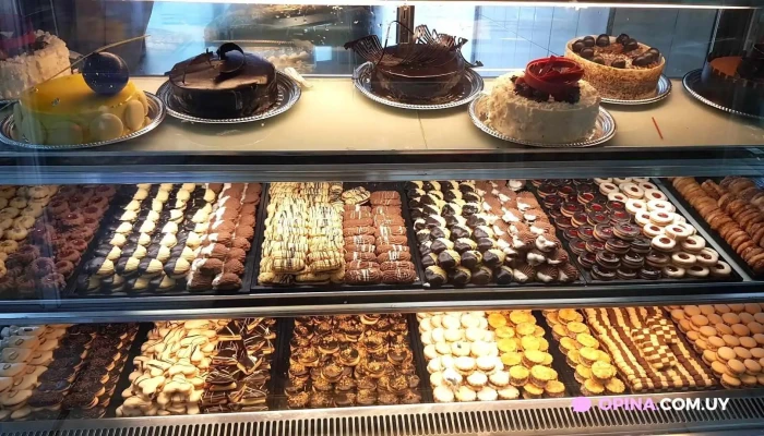 Nueva Malvin Comidas Y Bebidas - Montevideo