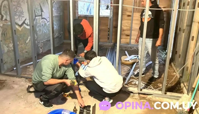 Objetivo Centro De Estudios -  Edificio - Rocha