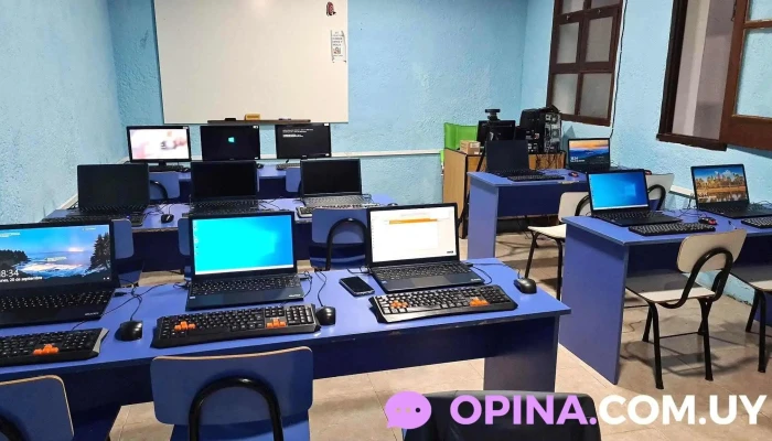 Objetivo Centro De Estudios -  Puntaje - Rocha