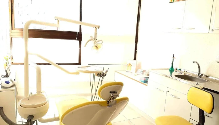 Odontoestetica Tres Cruces Direccion - Montevideo