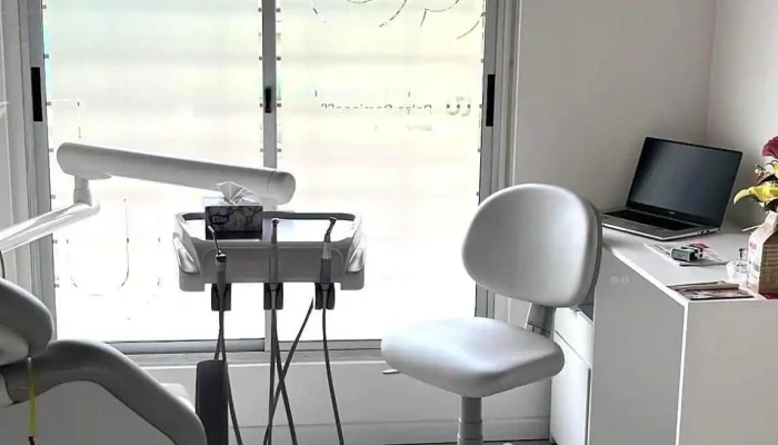 Odontologa Dra Maria Fernanda Balza Del Propietario - Fray Bentos