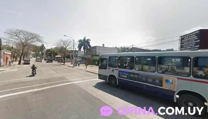 Old Barber - 12800 Montevideo