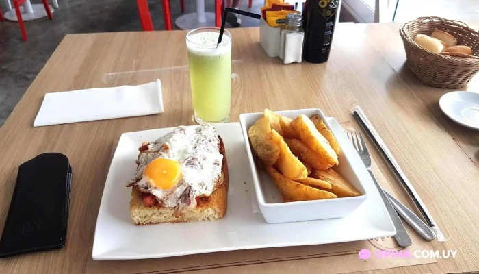 Olivia Resto Snack Bar Comida Y Bebida - Punta del Este