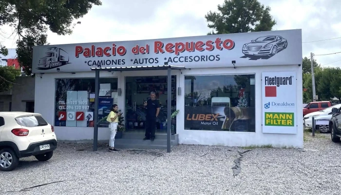 Palacio del Repuesto - 70000 Col. Del Sacramento