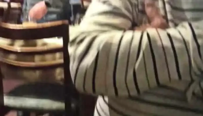 Pan Y Vino -  Videos - Guernica