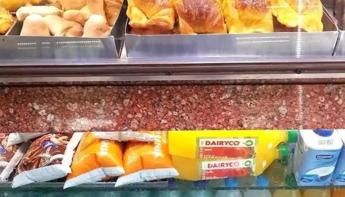 Panaderia 25 De Mayo Vitrina - Montevideo