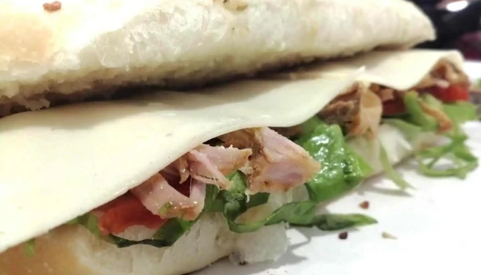 Panaderia Aprenda Pasteleria Y Rotiseria Comida Y Bebida - Las Piedras