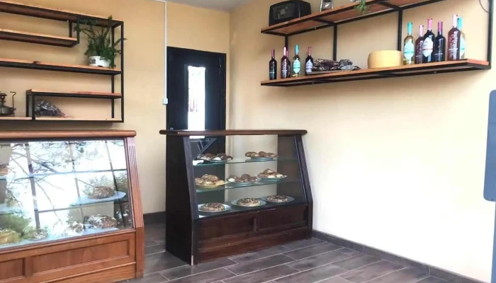 Panaderia Artesanal Los Rodriguez Vitrina - La Floresta