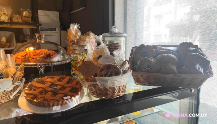 Panaderia Asencio Comidas Y Bebidas - Montevideo