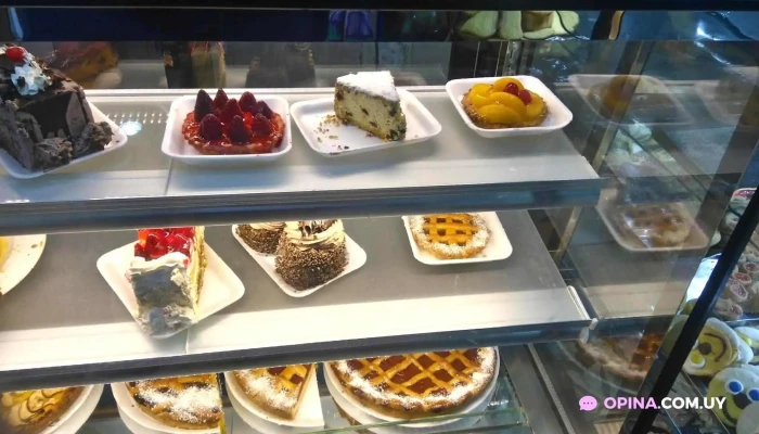 Panaderia El Manjar Pastel - Montevideo