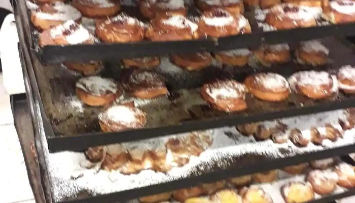 Panaderia La Avenida -  Vitrina - Ciudad del Plata