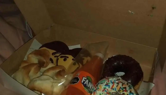 Panaderia La Comercial Comida Y Bebida - Montevideo